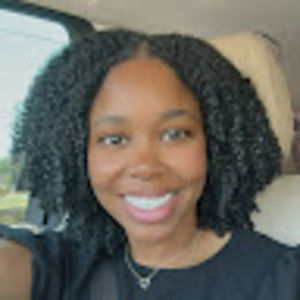 Meet your Posher, Traci